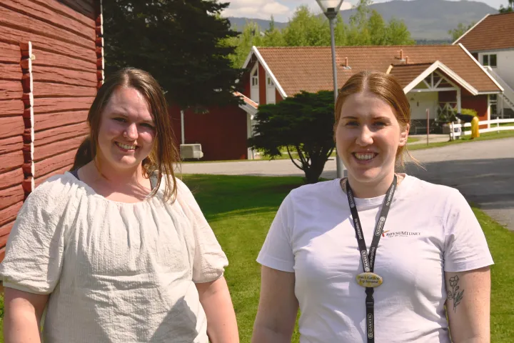 Henriette og Heidi Røysumtunet